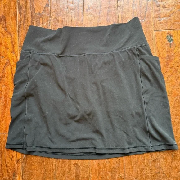 Athleta Salutation Stash Pocket 16.5" Skort High Rise XL Black - Picture 2 of 7